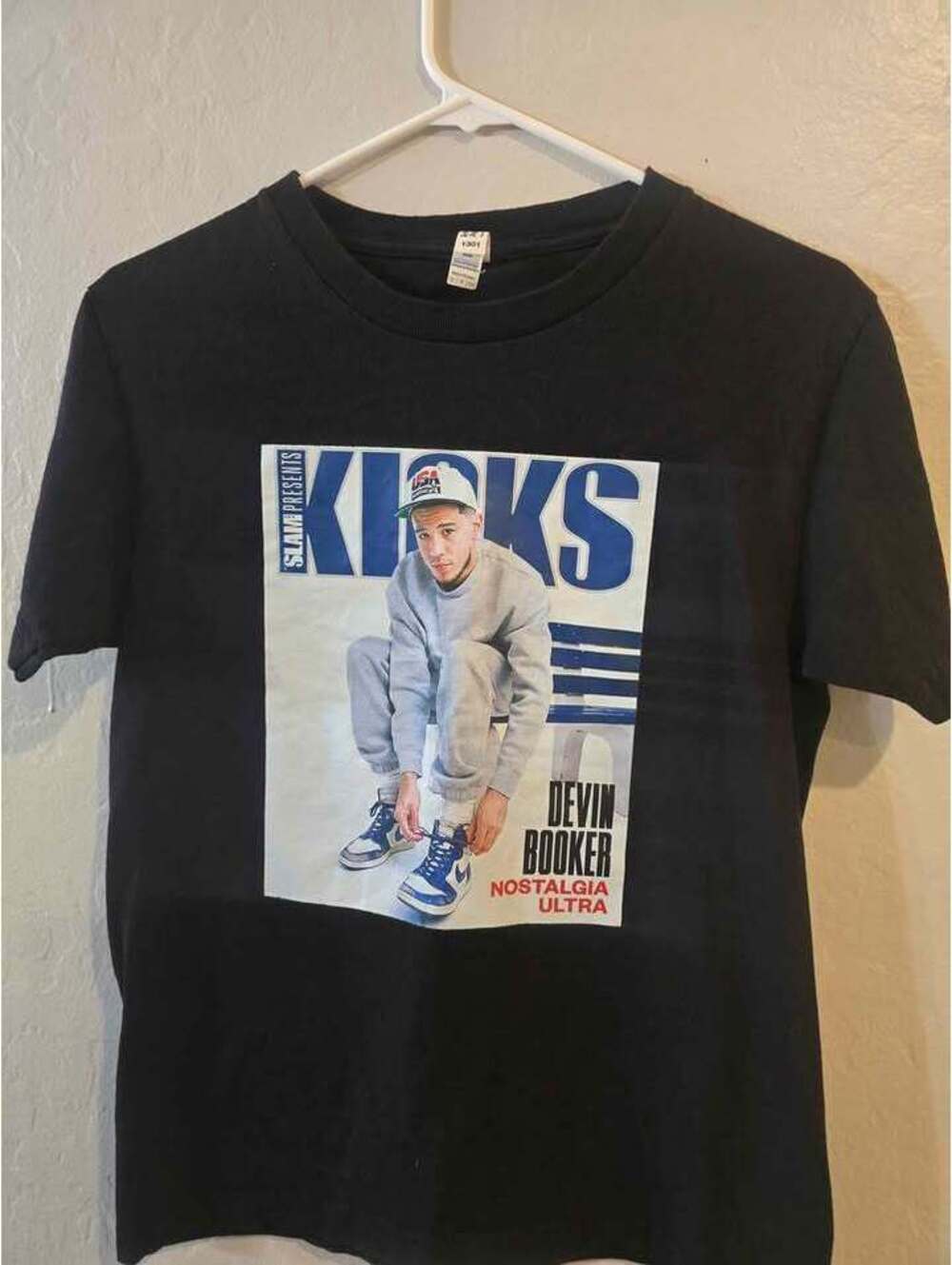 Devin Booker Phoenix Suns T Shirt Men's Size Small